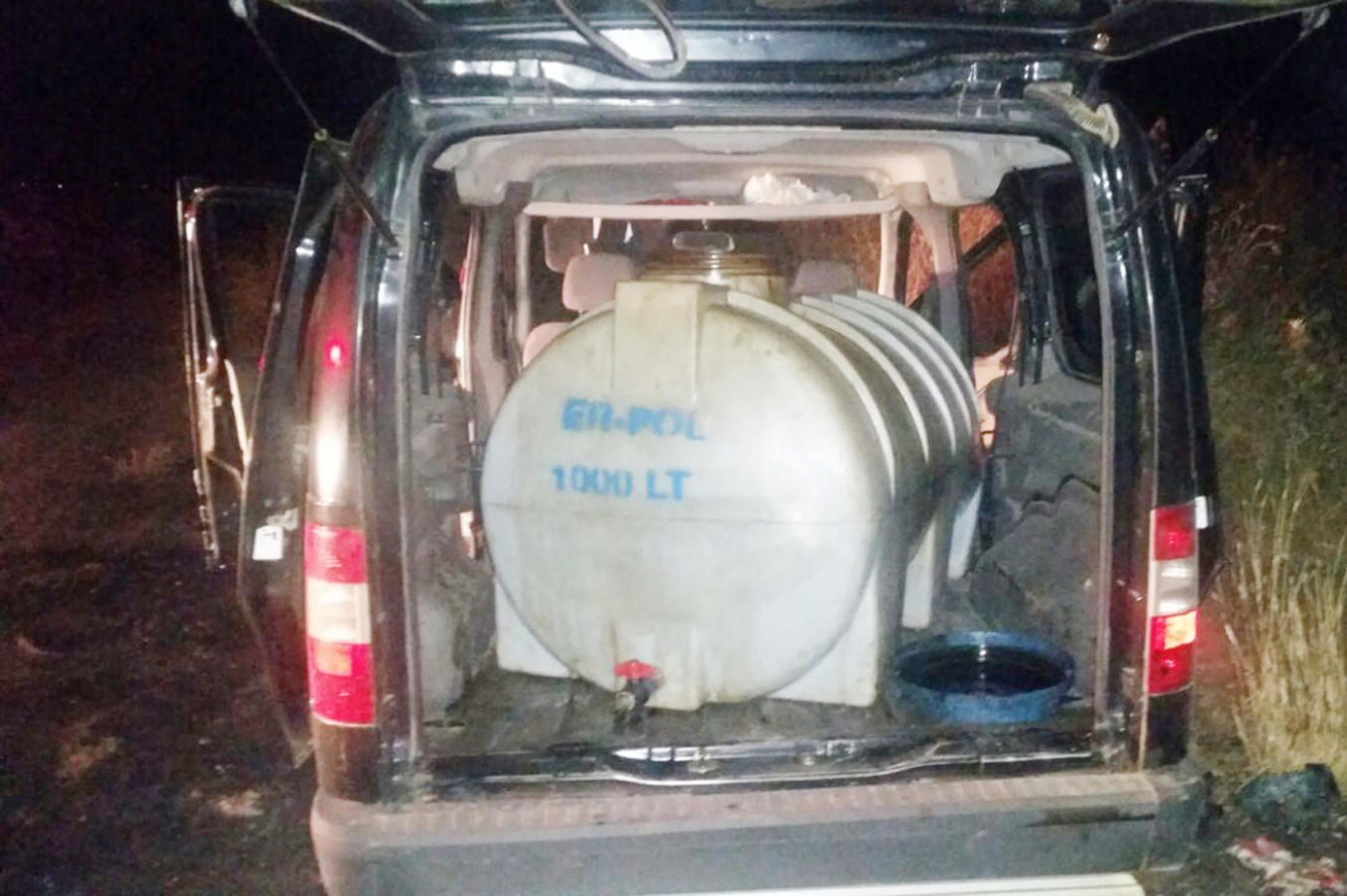 Diyarbakır’da 800 litre kaçak mazot ele geçirildi Diyarbakır’da 800 litre kaçak mazot ele geçirildi